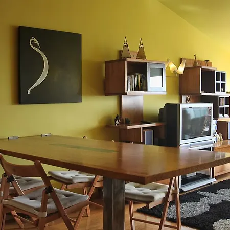 Altido Attractive 1Br Apt With Terrace And River View, Nearby Santa Apolonia Train Station Διαμέρισμα Lisboa