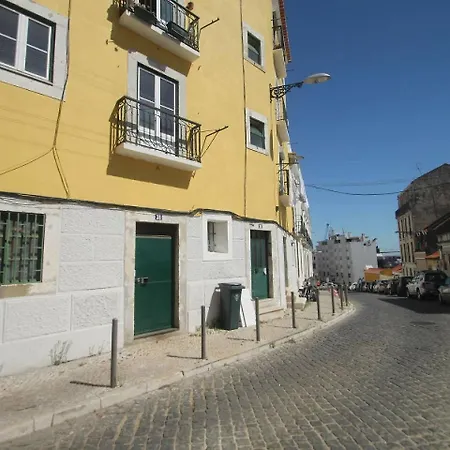 Lejlighed Altido Attractive 1Br Apt With Terrace And River View, Nearby Santa Apolonia Train Station Lisboa